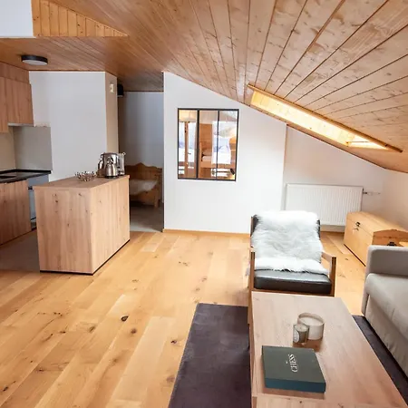 Au Centre Du Village A Appartement *